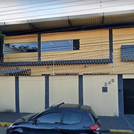Hostel Gru Economico Com Quartos Individuais E Translado Guarulhos Exterior photo